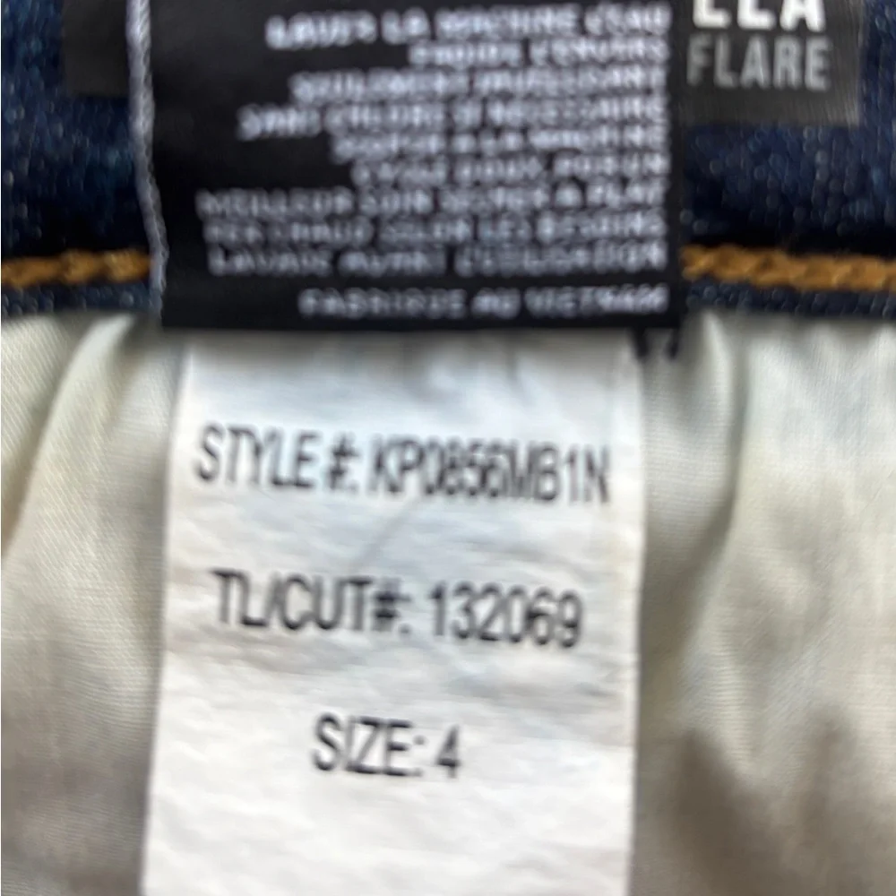 Kut from the Kloth Stella High Rise Flare Jean Pant 4 Dark Base Wash - Picture 12 of 16